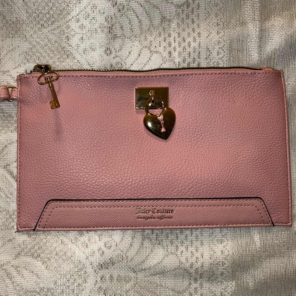 Juicy Couture light pink wallet/wristlet